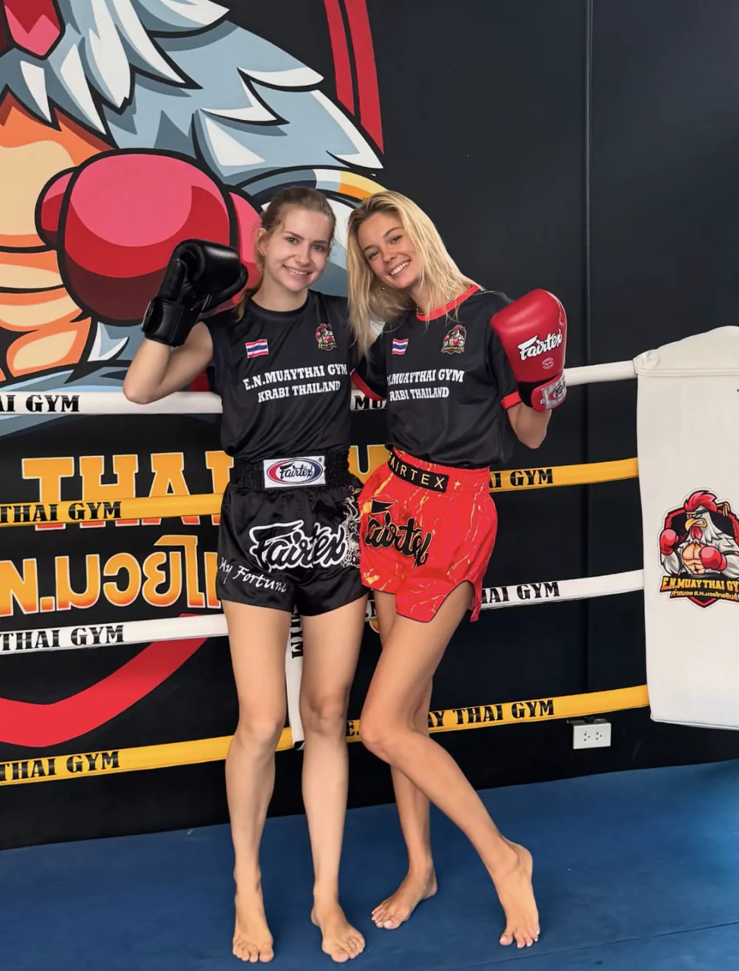 Students ready for a Muay Thai group class